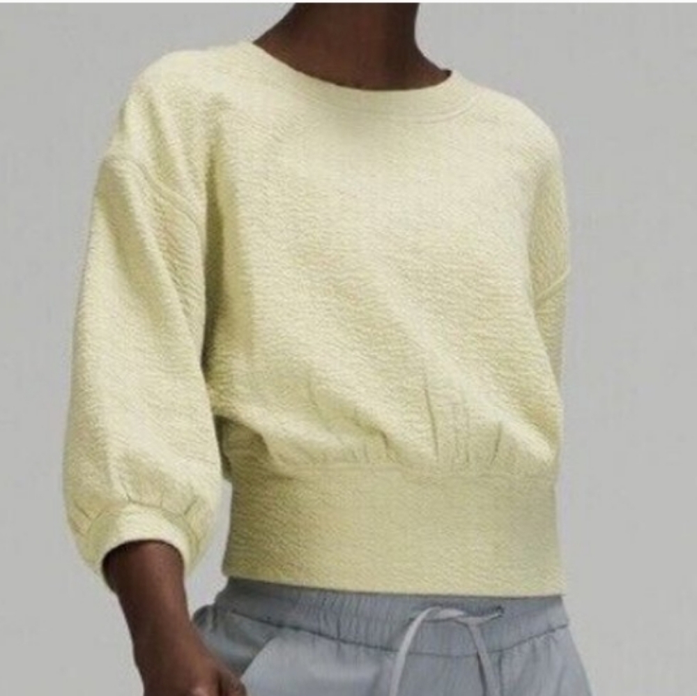 Lululemon textured crewneck pullover top